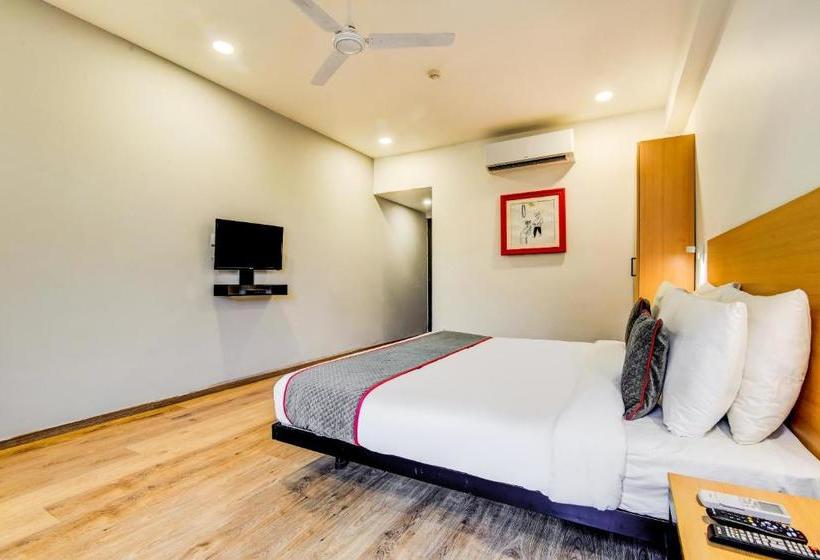 호텔 Vaccinated Staff Oyo Town House 402 Santosh Palace