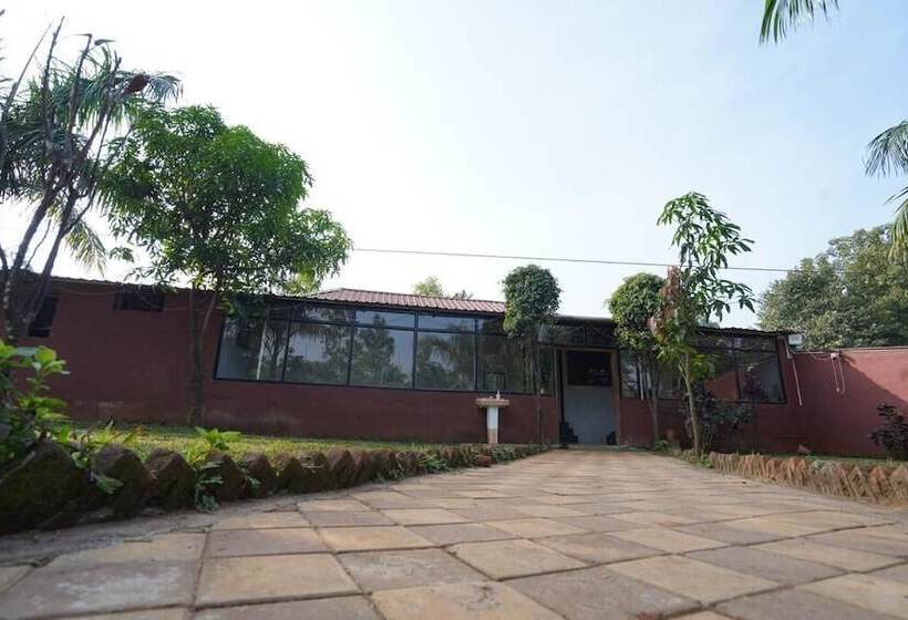 Hotel Wanderlust Resort