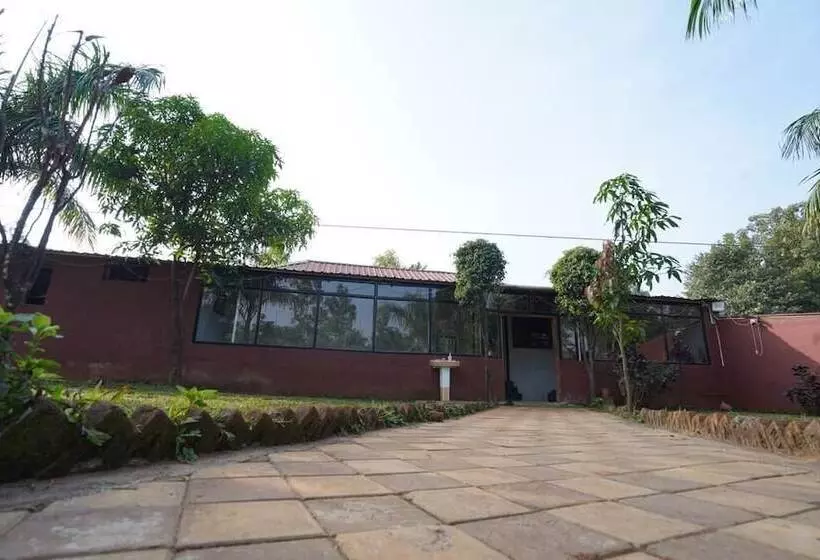 Hotelli Wanderlust Resort