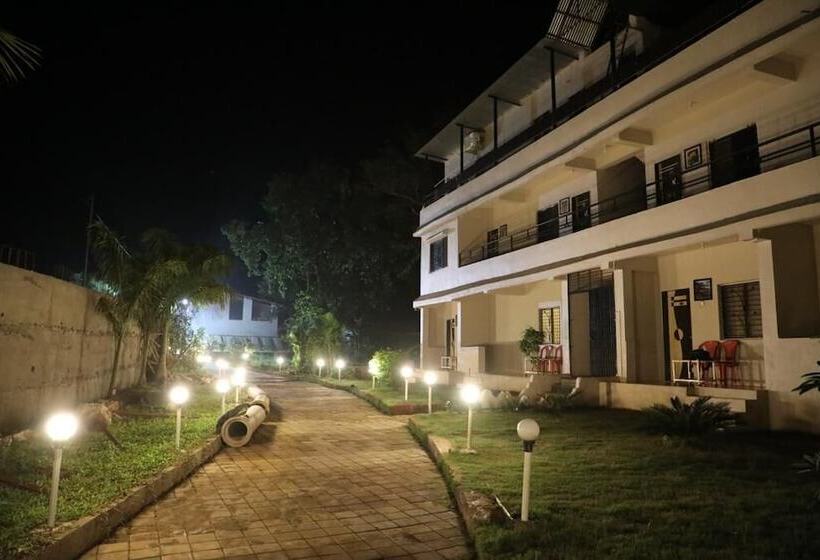 Hotel Wanderlust Resort