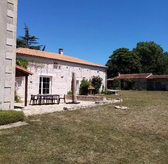 Majatalo La Marsaisienne