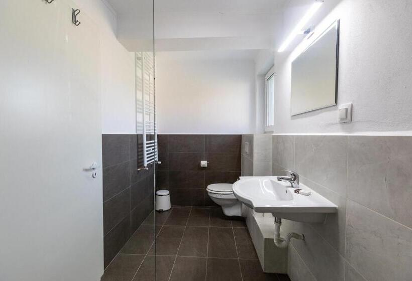 膳宿费 Volo Guest House