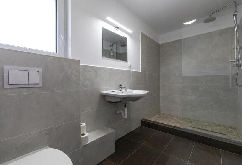 膳宿费 Volo Guest House