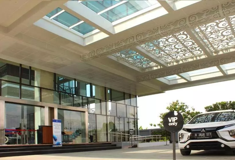 Braling Grand Hotel Purbalingga, Azana Hotels Collection