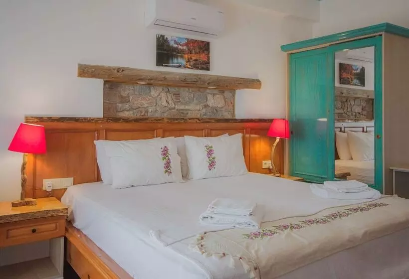Ekinoks Otel