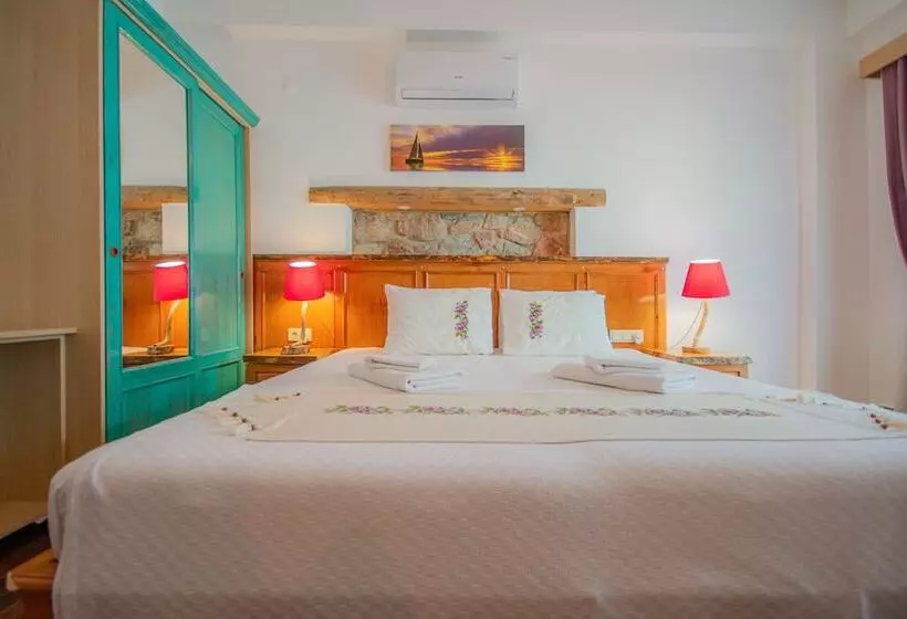 Ekinoks Otel