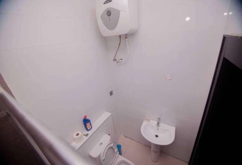 Fobbs Apartments And Suites