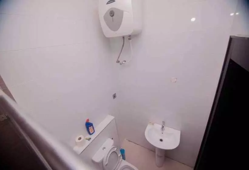 Fobbs Apartments And Suites