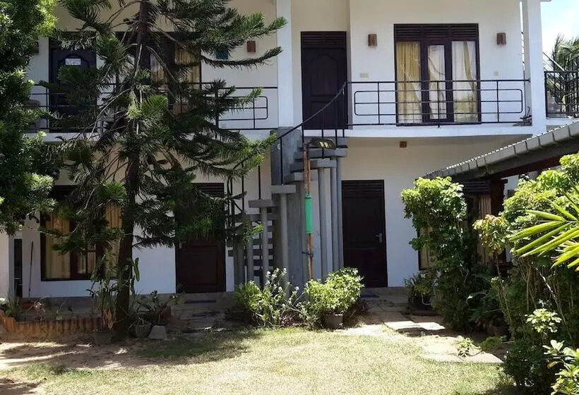 Hotelli Dream Village Beach Resort & Cabanas