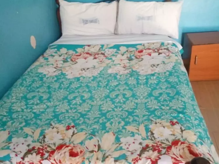 هتل Flavours Lodge   Gilgil