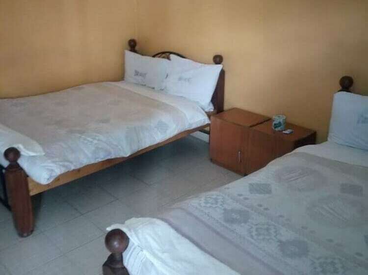 هتل Flavours Lodge Gilgil