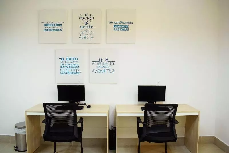 هتل Gran Costa Azul