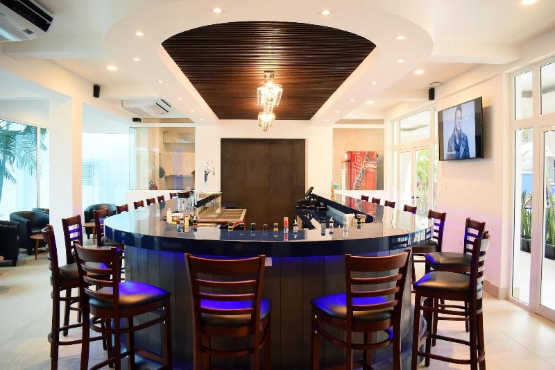 هتل Gran Costa Azul