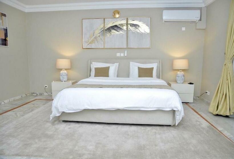 هتل La Baie Des Orchidées