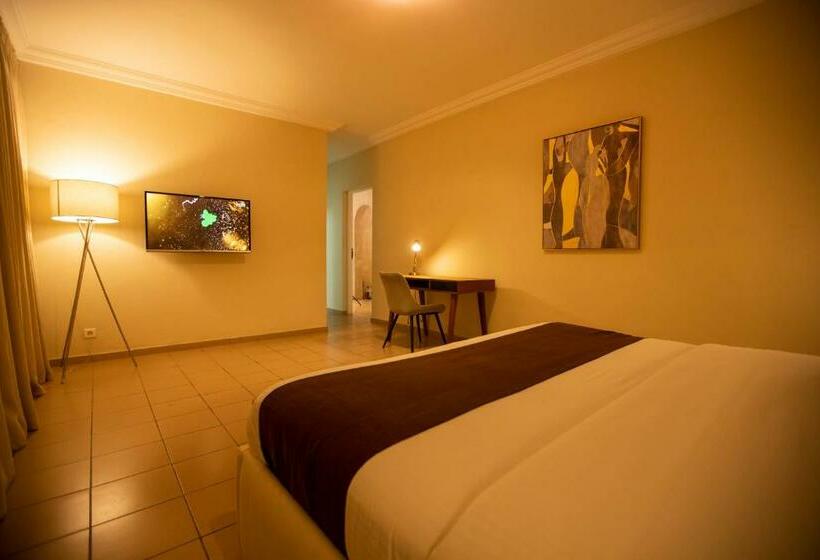 هتل La Baie Des Orchidées