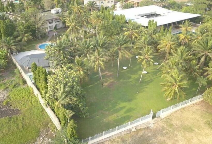 هتل La Baie Des Orchidées