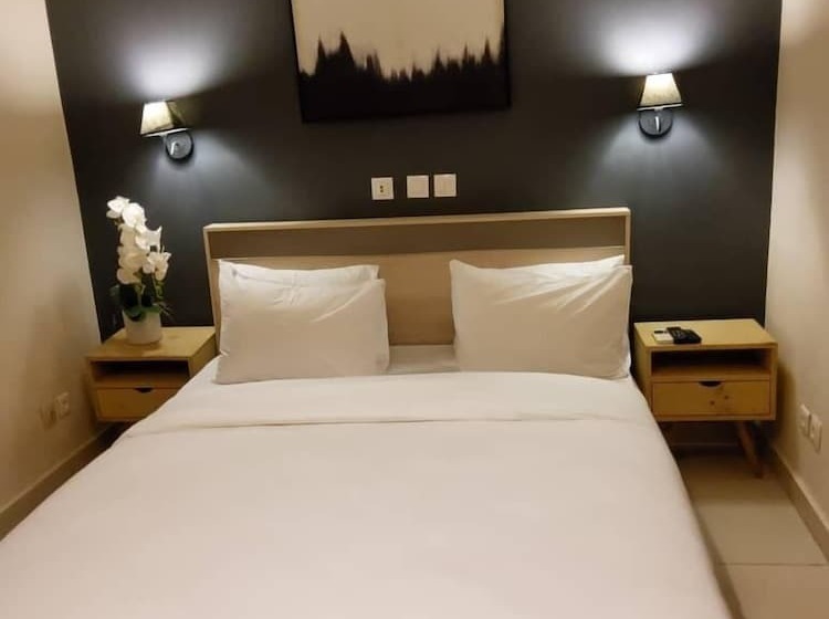 هتل La Baie Des Orchidées