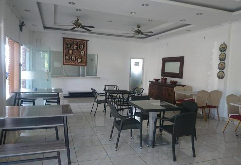 هتل Liberty Homestay