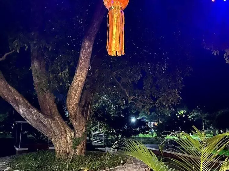 Hotelli Mango Tree Farm