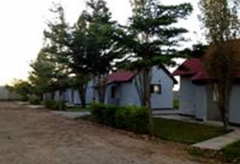 هتل Moyo Lodge