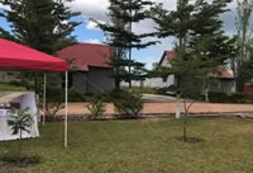 هتل Moyo Lodge