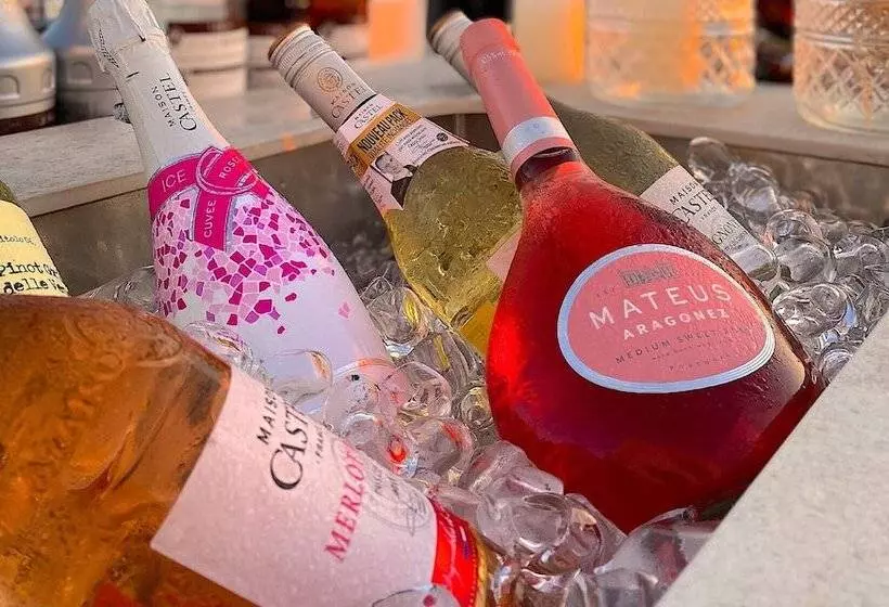 ホテル Palmonte Suites