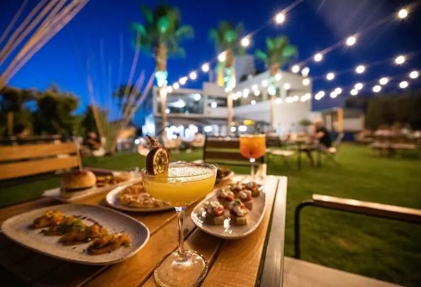 ホテル Palmonte Suites