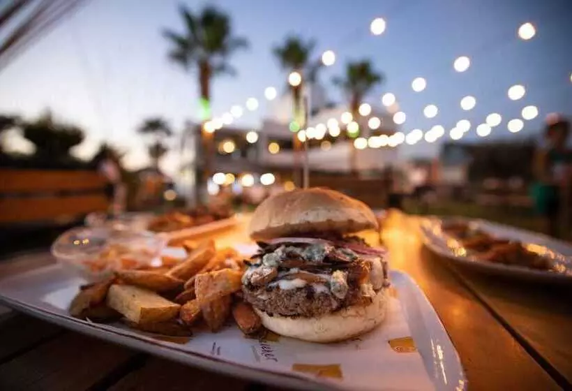 ホテル Palmonte Suites