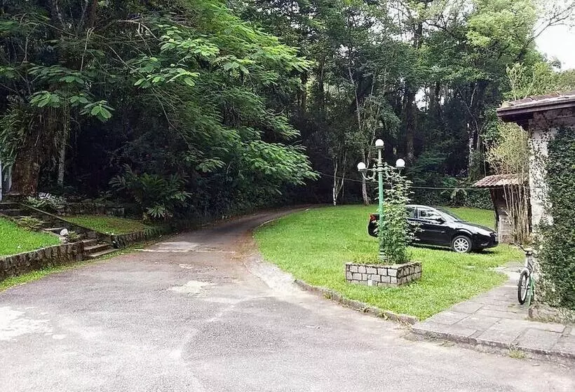 Hotelli Pousada Sítio água Fresca