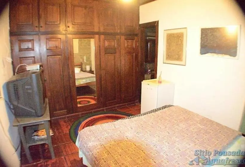 Hotelli Pousada Sítio água Fresca