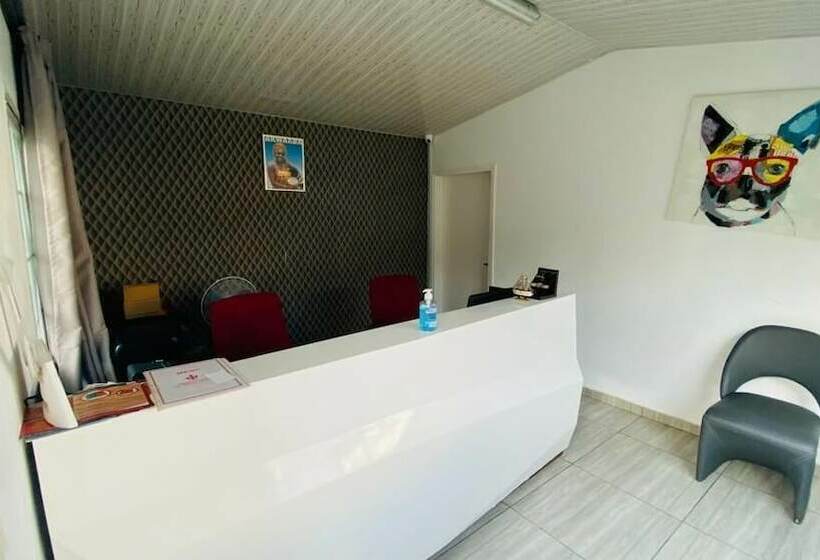 پانسیون Amarily Lodge