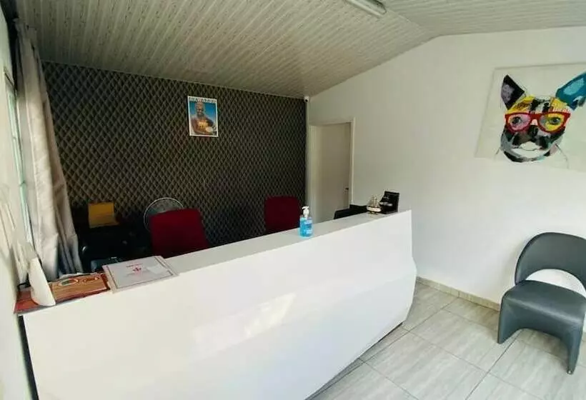 پانسیون Amarily Lodge