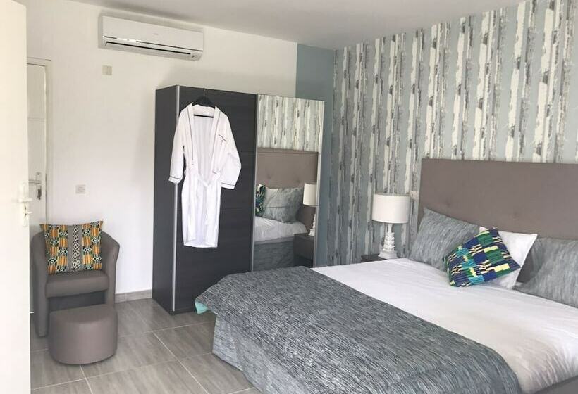 پانسیون Amarily Lodge