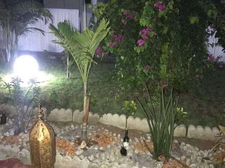 پانسیون Amarily Lodge