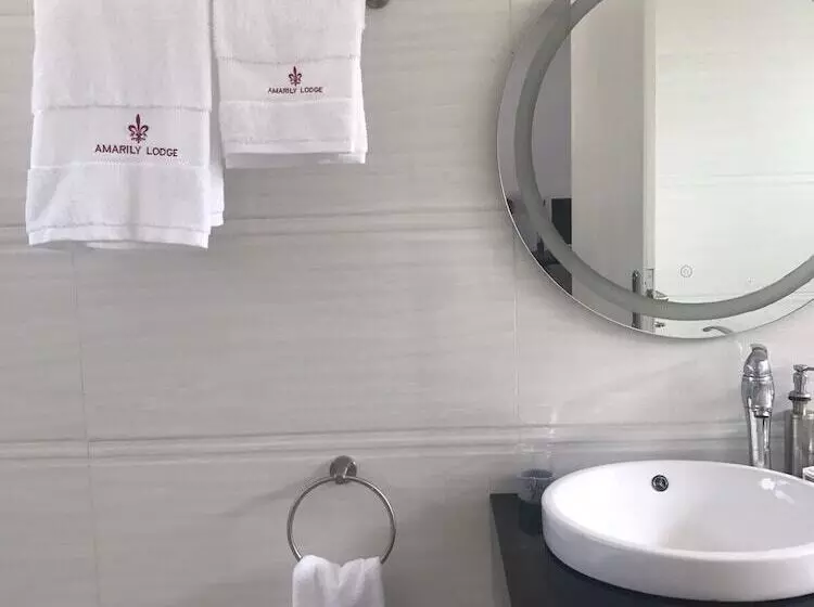 پانسیون Amarily Lodge
