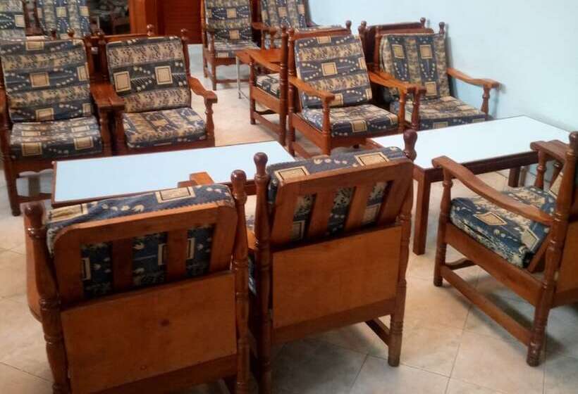 پانسیون Engashura One In One Motel