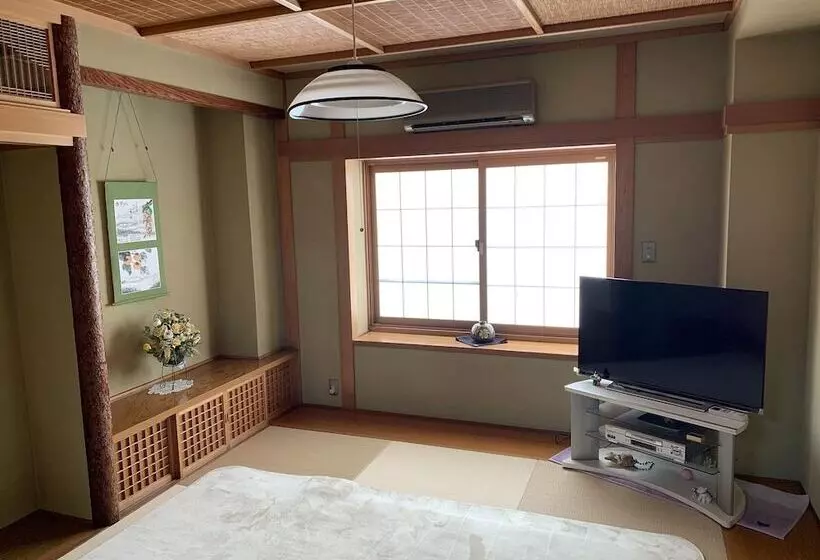 Majatalo Healing Salon Kin