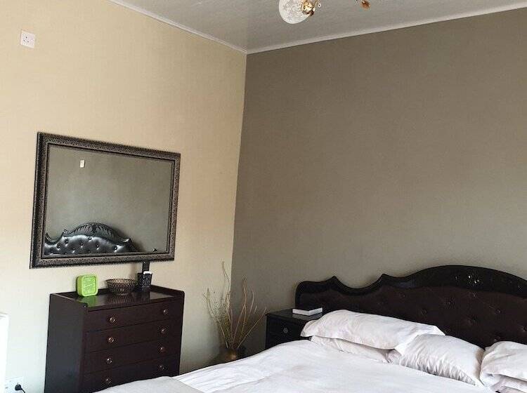 پانسیون Jedidiah Guest House