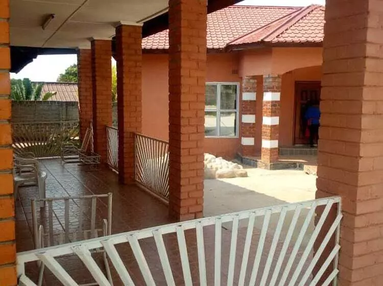 پانسیون Jedidiah Guest House