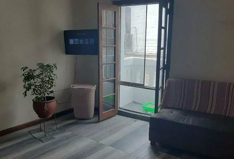 پانسیون Orkkowasi Backpackers