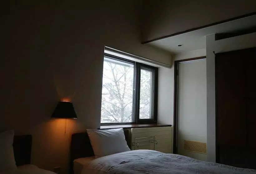 Pension Thunder Papa