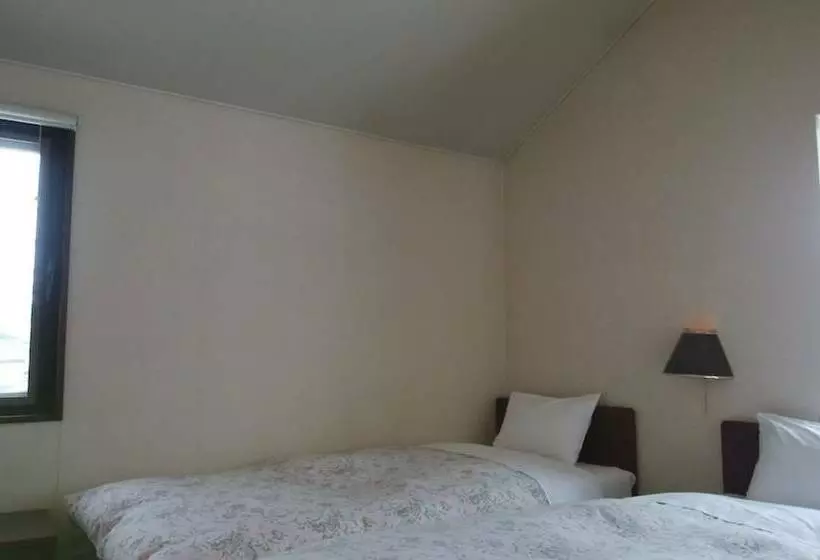 Pension Thunder Papa