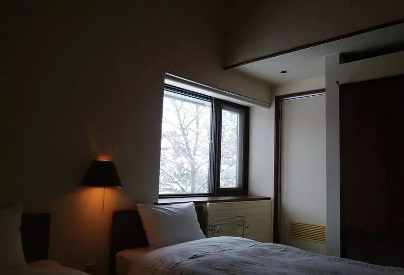 Pension Thunder Papa