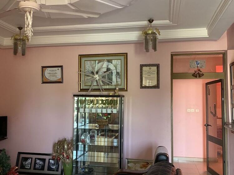 Sovitel Hotel And Restaurant