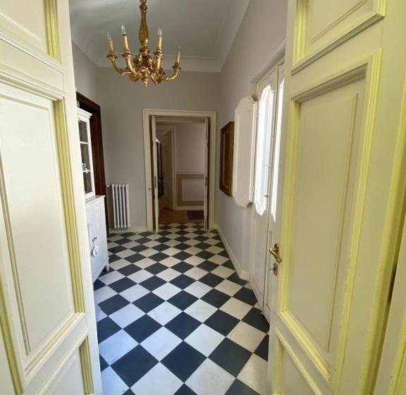 تختخواب و صبحانه Dimora Castelli