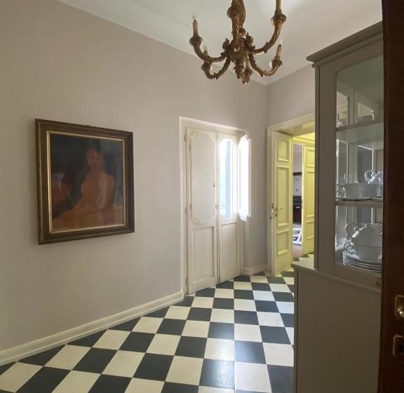 تختخواب و صبحانه Dimora Castelli