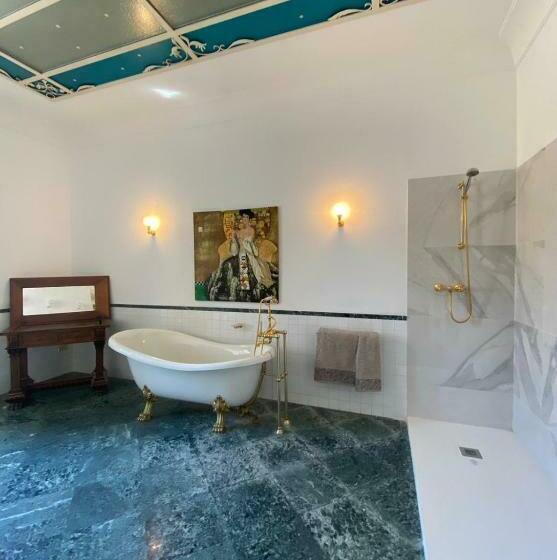 تختخواب و صبحانه Dimora Castelli