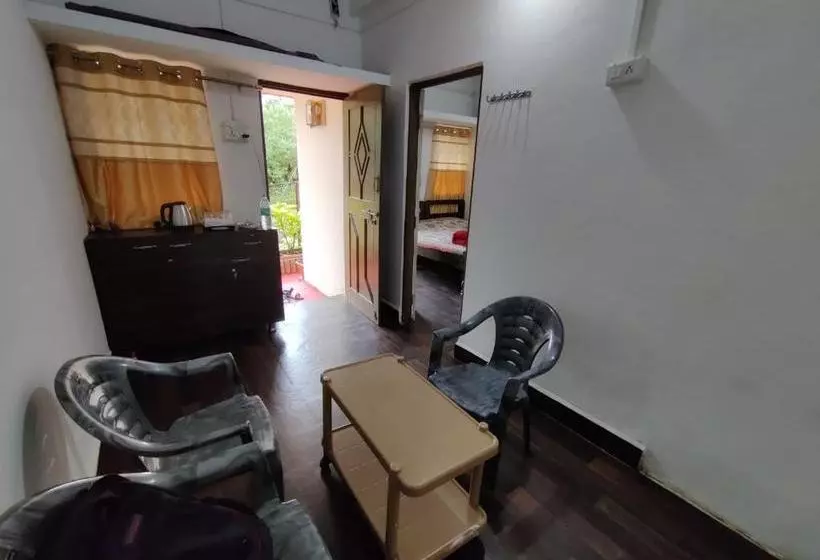 Aamiaismajoitus (B&B) The Gulmohar