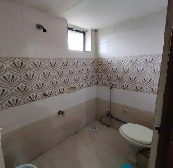 Aamiaismajoitus (B&B) The Gulmohar