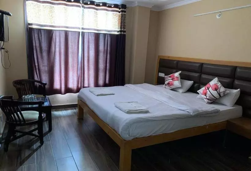 ホテル Aarika Homestay